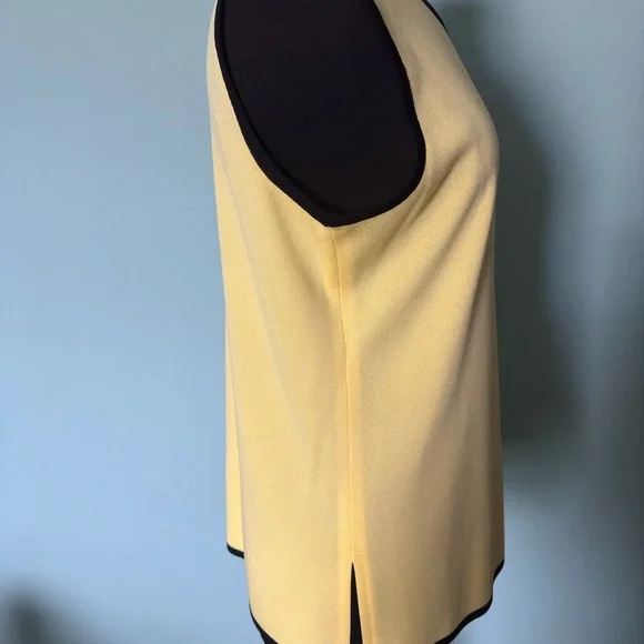 Misook yellow tank top. - Picture 4 of 5